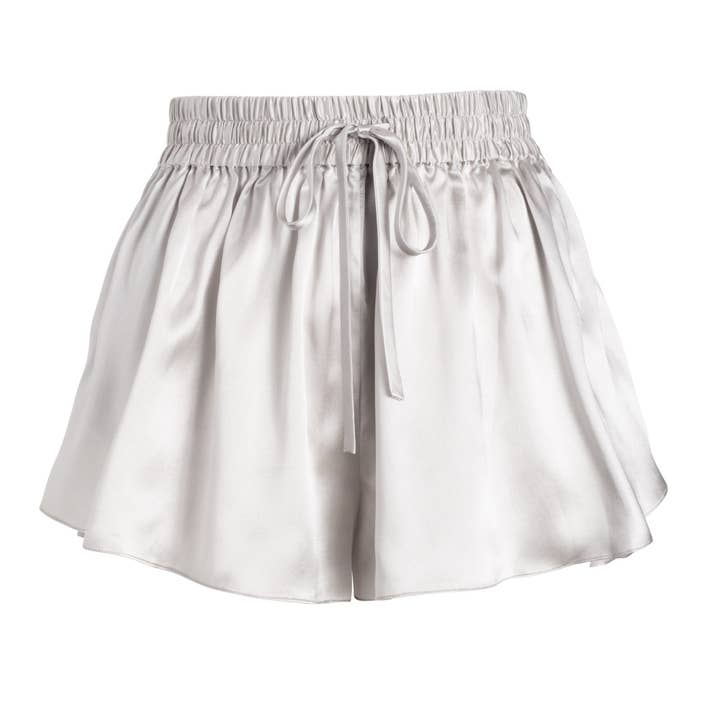 donna silk chiffon skjortekjole & lola silkeshorts i argento for engroshandel hos je mérite, i deserve