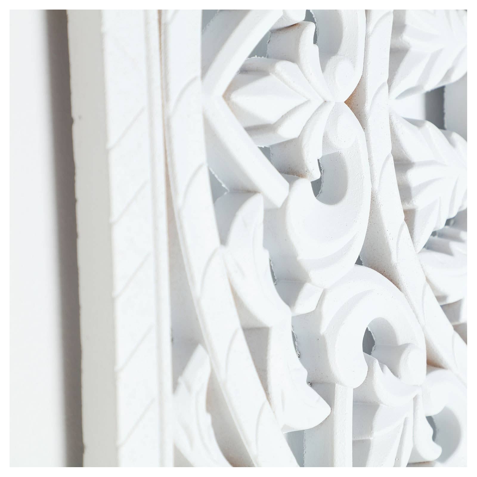 B&B - Wholesale Decorative Tabletop Object - Wood Carving, Wooden Dm, In White Color, 79X2X79cm1