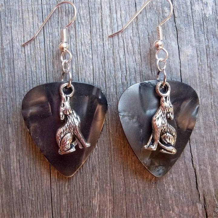 Simply Raevyn - Wholesale Dangle Earrings - Wolf Charm Guitar Pick Earrings2