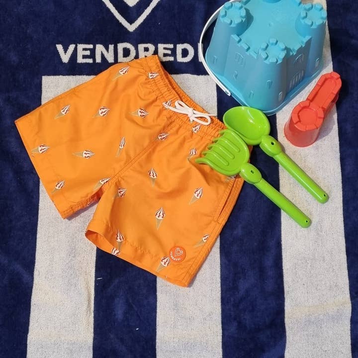 Pantalones cortos de baño para niños con estampado de helado naranja Le Petit Crémeux para venta al por mayor de Vendredi