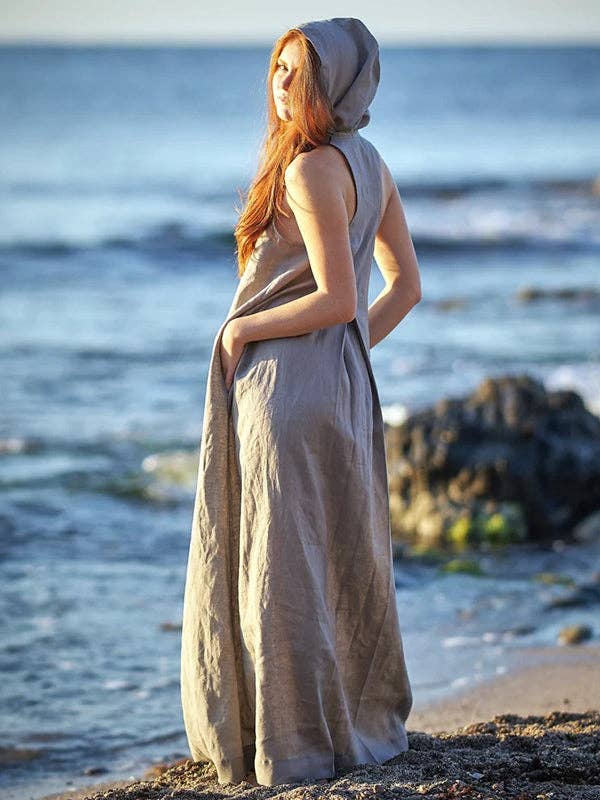 GRIJS Originele losse grijze maxi-jurk met capuchon voor groothandel op Faire3