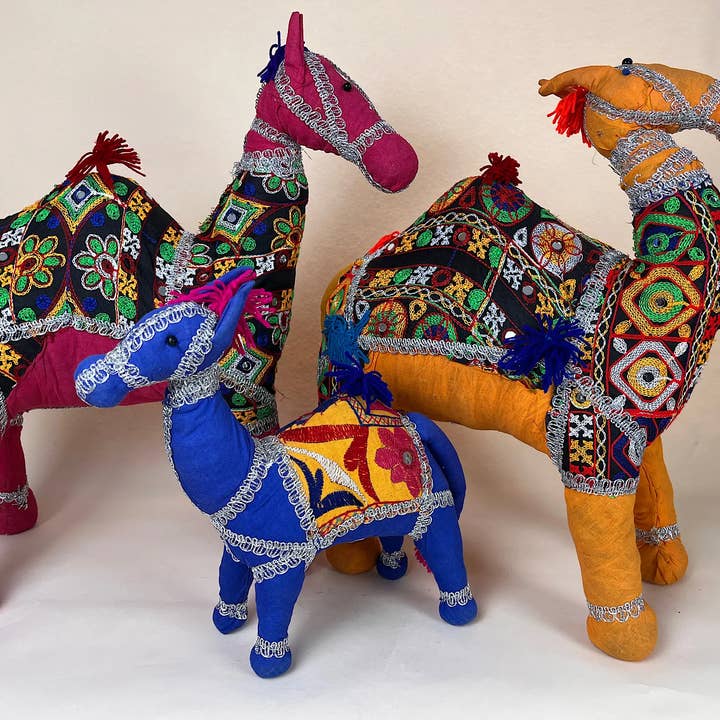 Gevulde kameel #6 voor wholesale door natural habitat