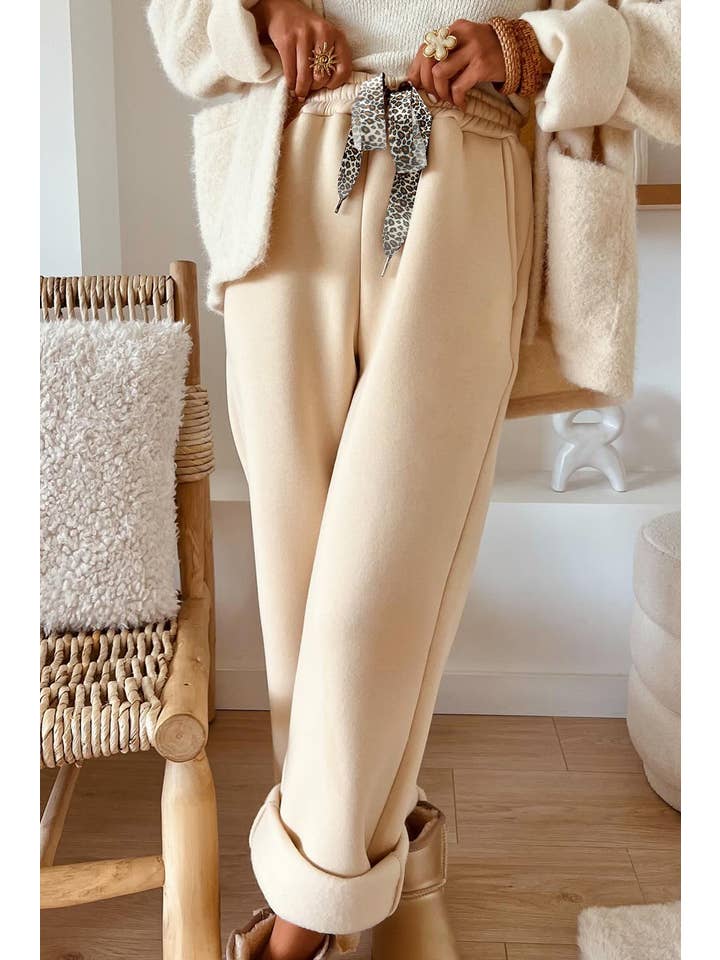 66DISCO - Wholesale Pants - Women's - Fleece Lined Leopard Drawstring Elastic Waist Solid Pants1