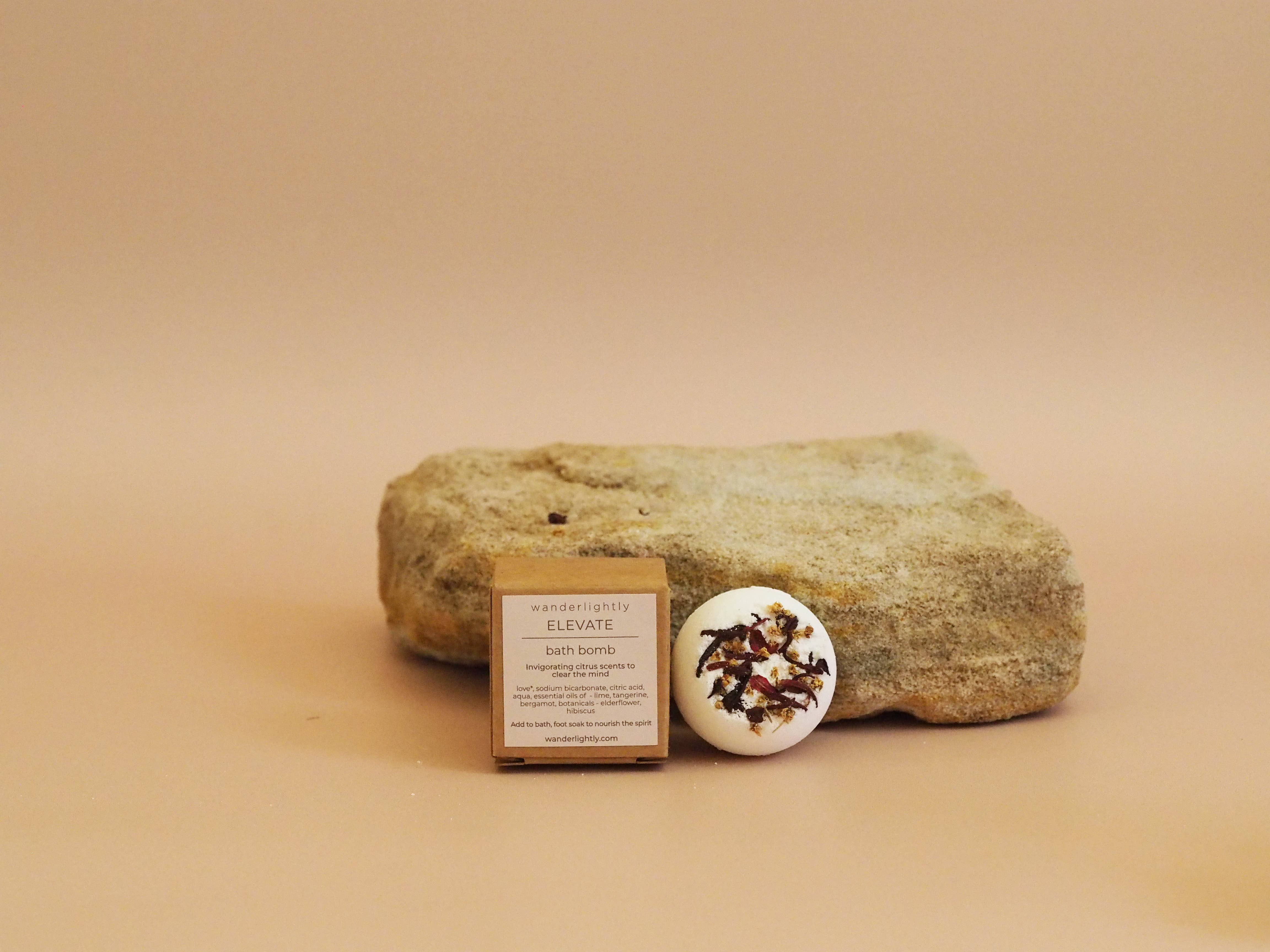 Wanderlightly - Wholesale Bath & Body Set - Mini Spa Hamper3