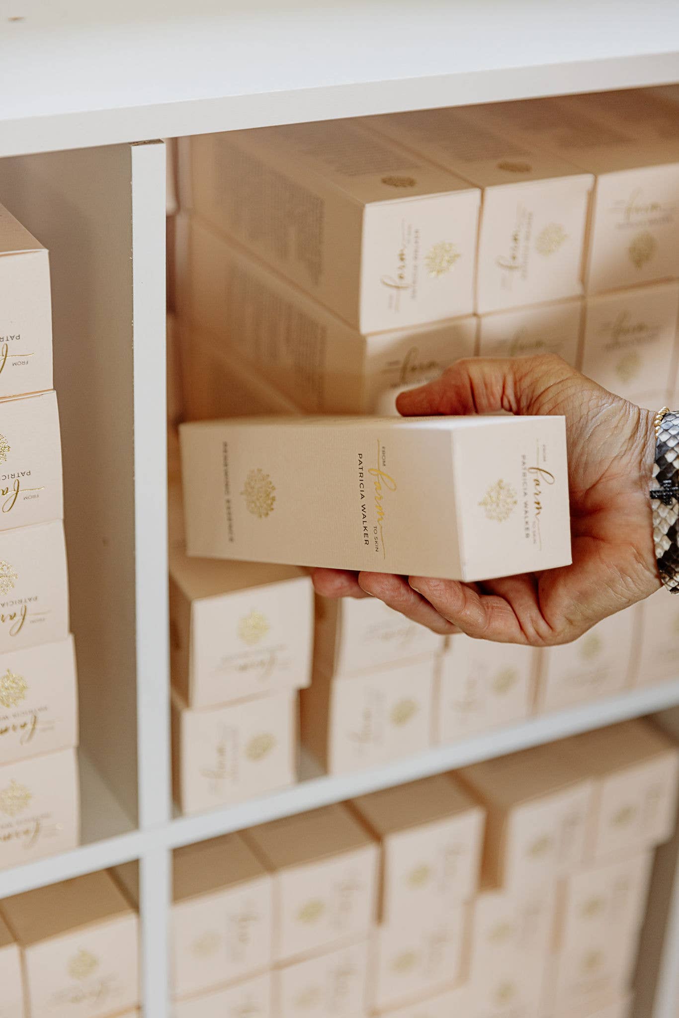 Farm to Skin - Wholesale Facial Serum/Concentrate - Renewing Essence4