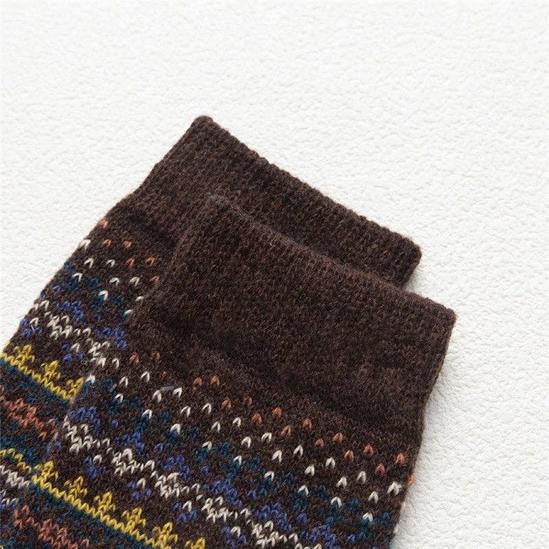 HETZELFDE ALS DE FOTO Gestreepte Ademend Casual Zachte Slijtvast Sokken (Een Set Van Vijf Paar) voor groothandel op Faire4