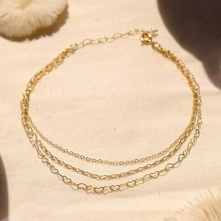 Cavigliera «Lyna» per la vendita all'ingrosso da parte di howlitetrib