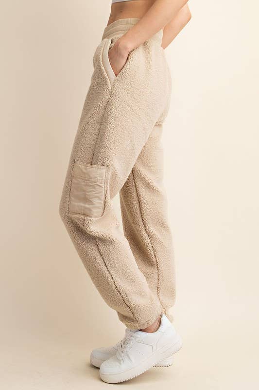 Sunday Morning - Wholesale Lounge Sweatpants/Joggers - Women's - P236337 RELAXED FIT MICRO SHERPA CARGO SWEATPANTS11