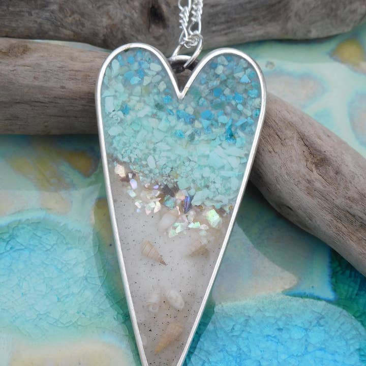 Art & Soul 30a - Wholesale Pendant/Charm Necklace - XL Heart Pendant Necklace Custom Beach, Shells or City5