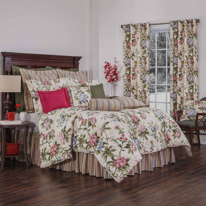 Hillhouse III Comforter Only for wholesale by Thomasville at Home