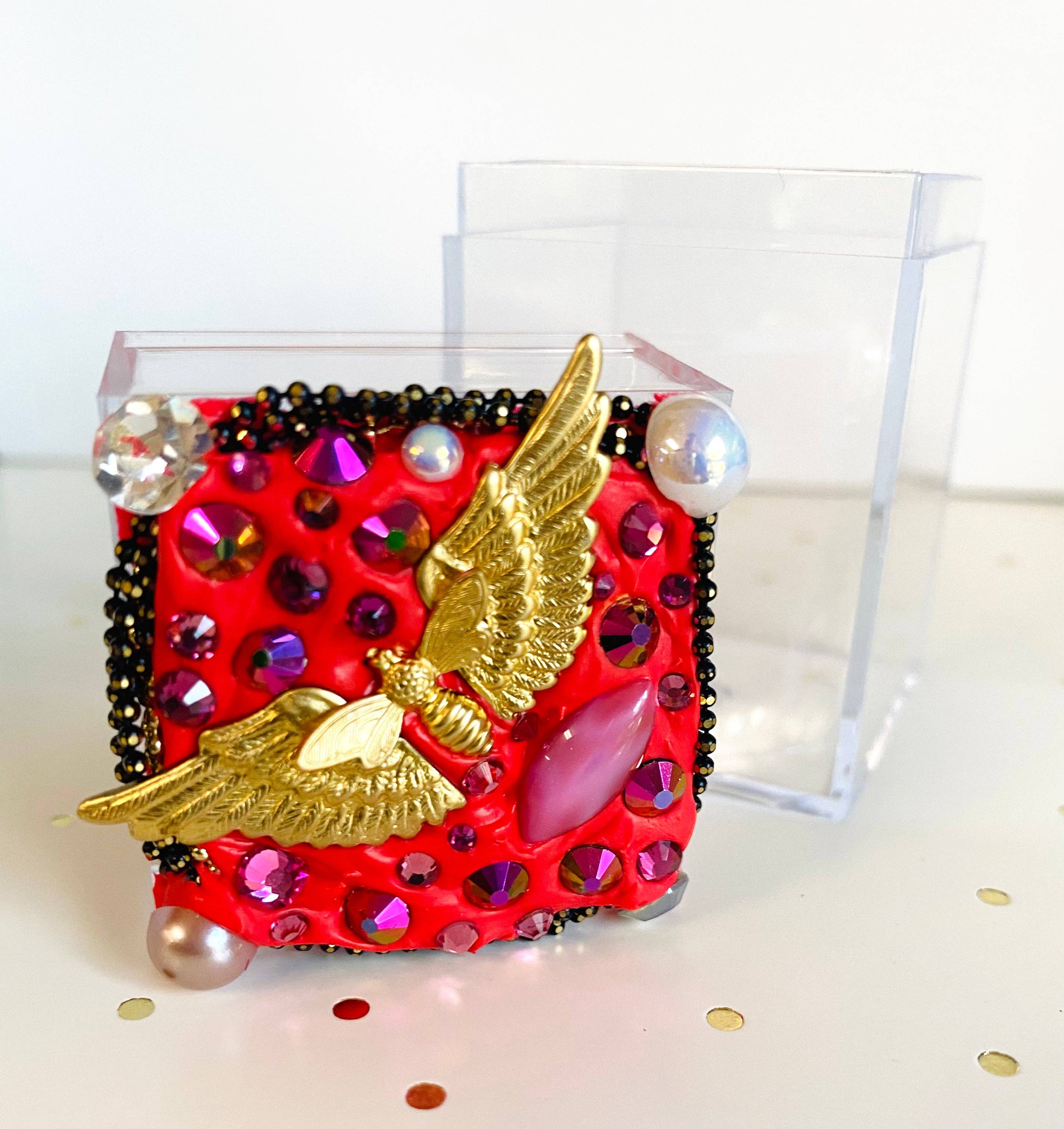 Janine’s Jewelry Design - Wholesale Jewellery box/organiser - Jewelry Box/Bee/Angel Wing1