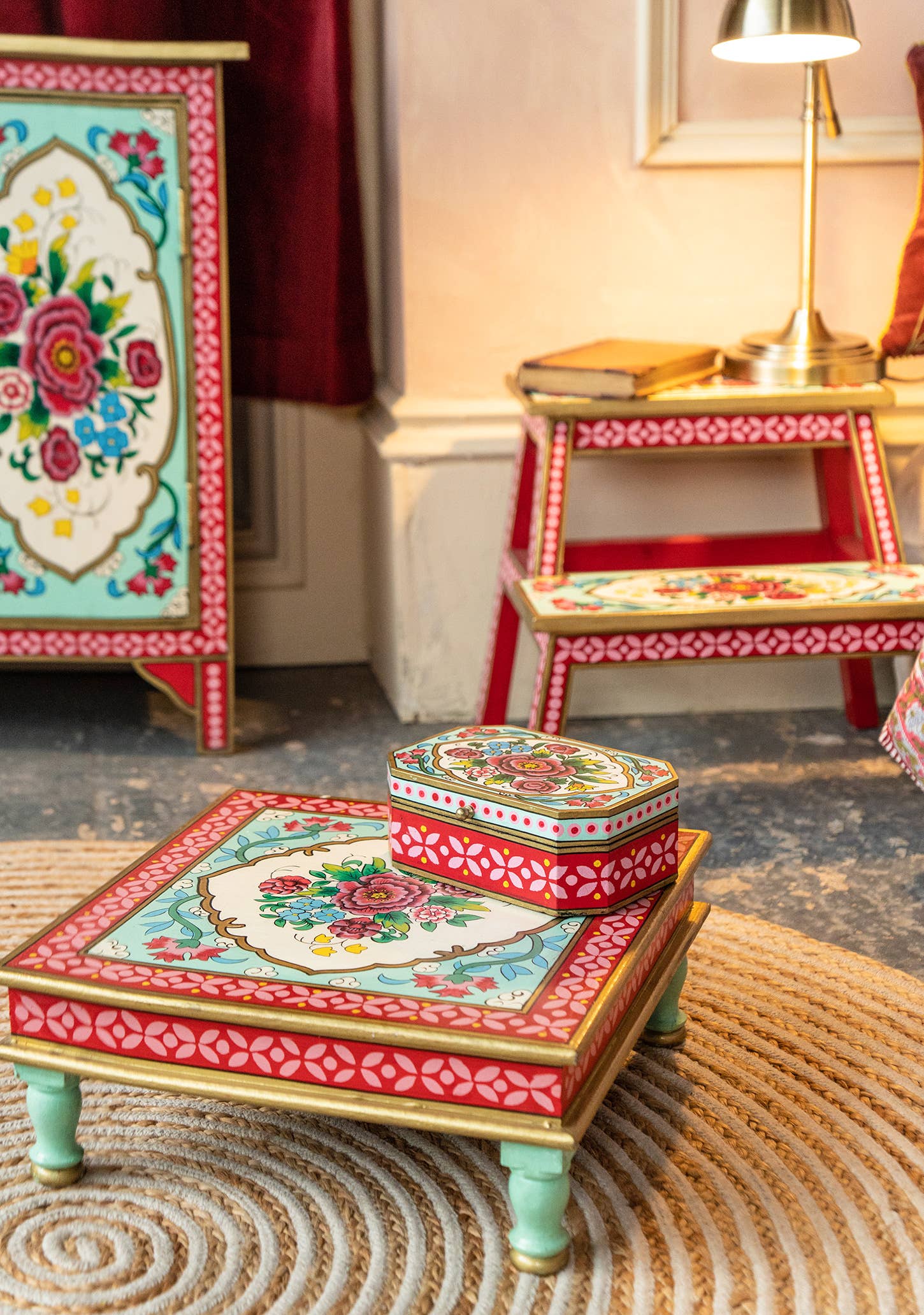 Namaste - Vente Tables d'appoint - Table Bajot peinte à la main Rikisha1