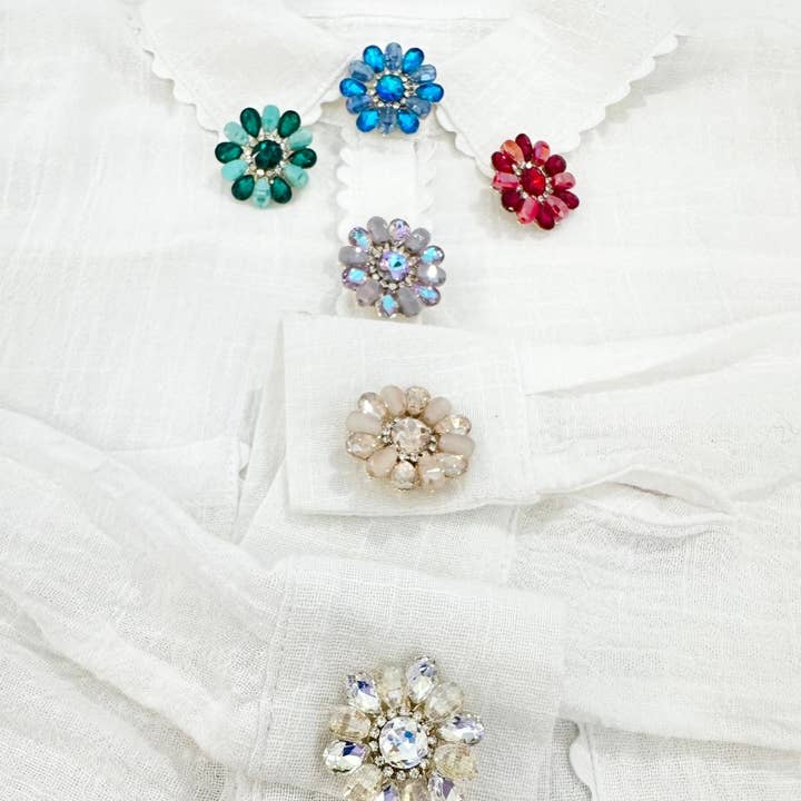 Hide Chantal button for wholesale by KALISTA