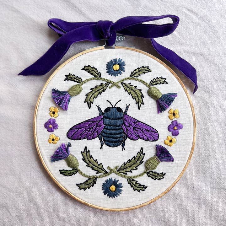 MakeBox & CO - Wholesale Embroidery/Cross Stitch Supplies - Violet the Carpenter Bee Embroidery