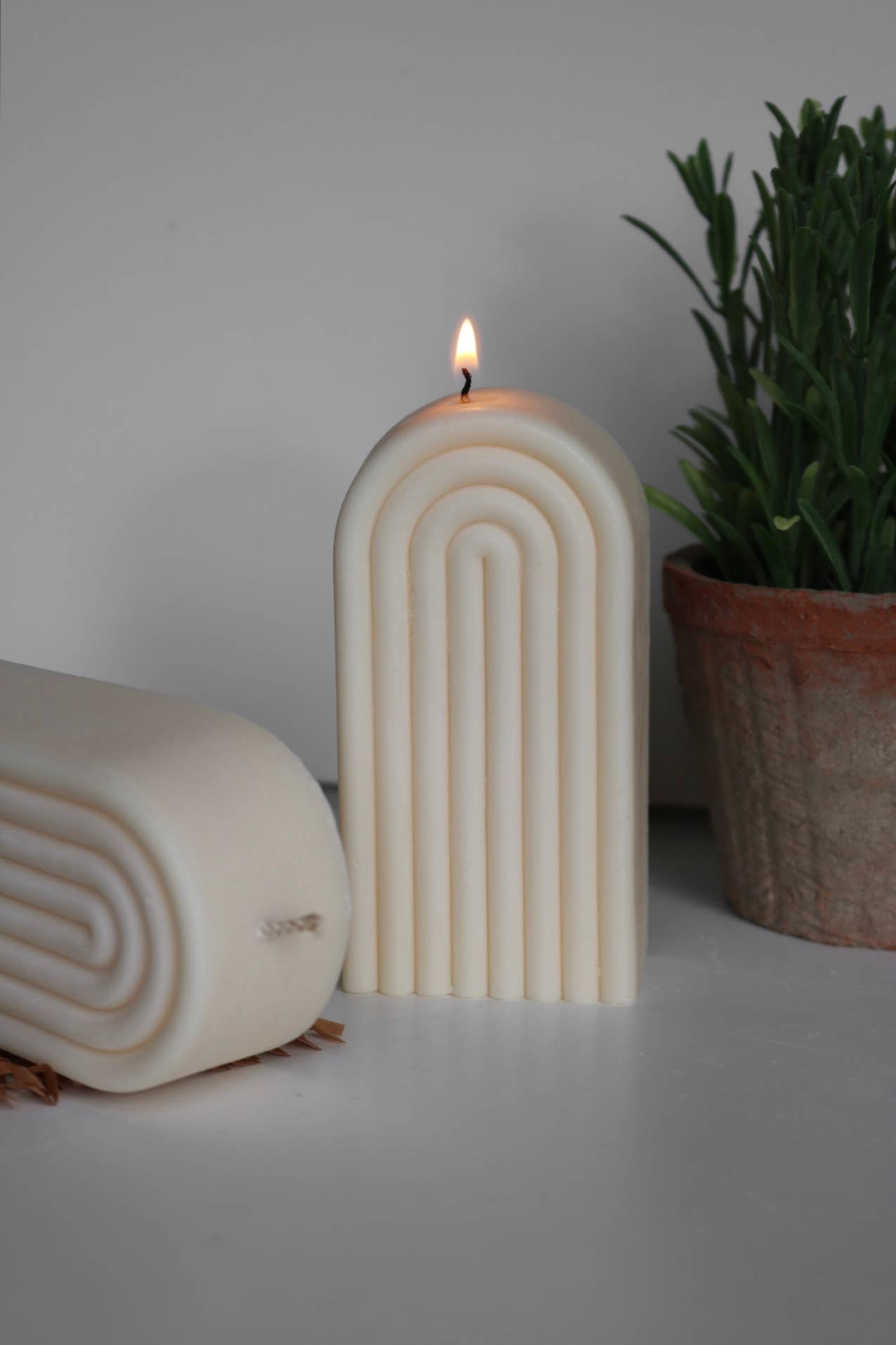 Mae Fleur - Wholesale Novelty Candle - Rainbow Arch candle2