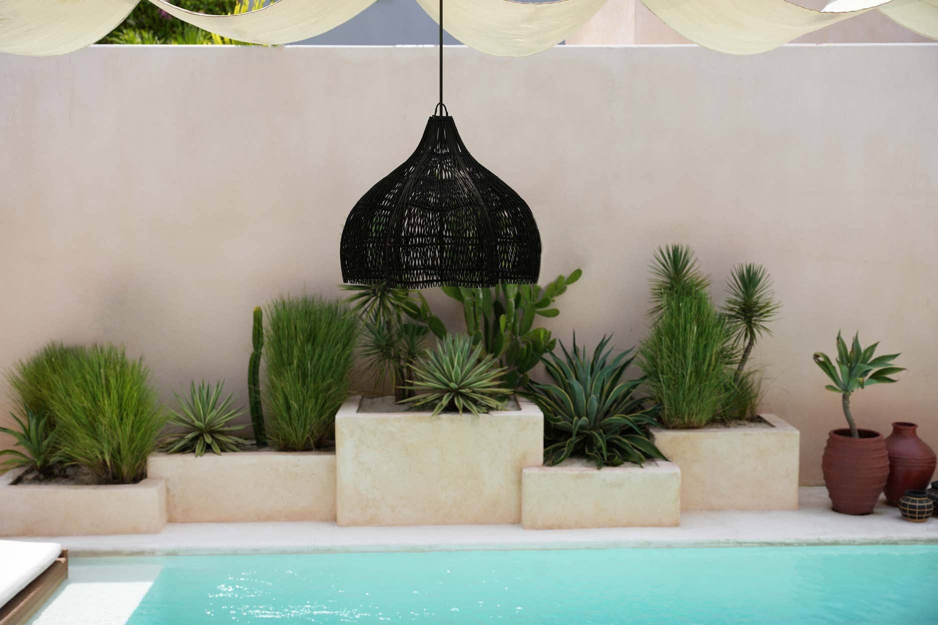 Bazar Bizar Living - Wholesale Chandelier/Hanging Light - The Whipped Pendant - Black - M2