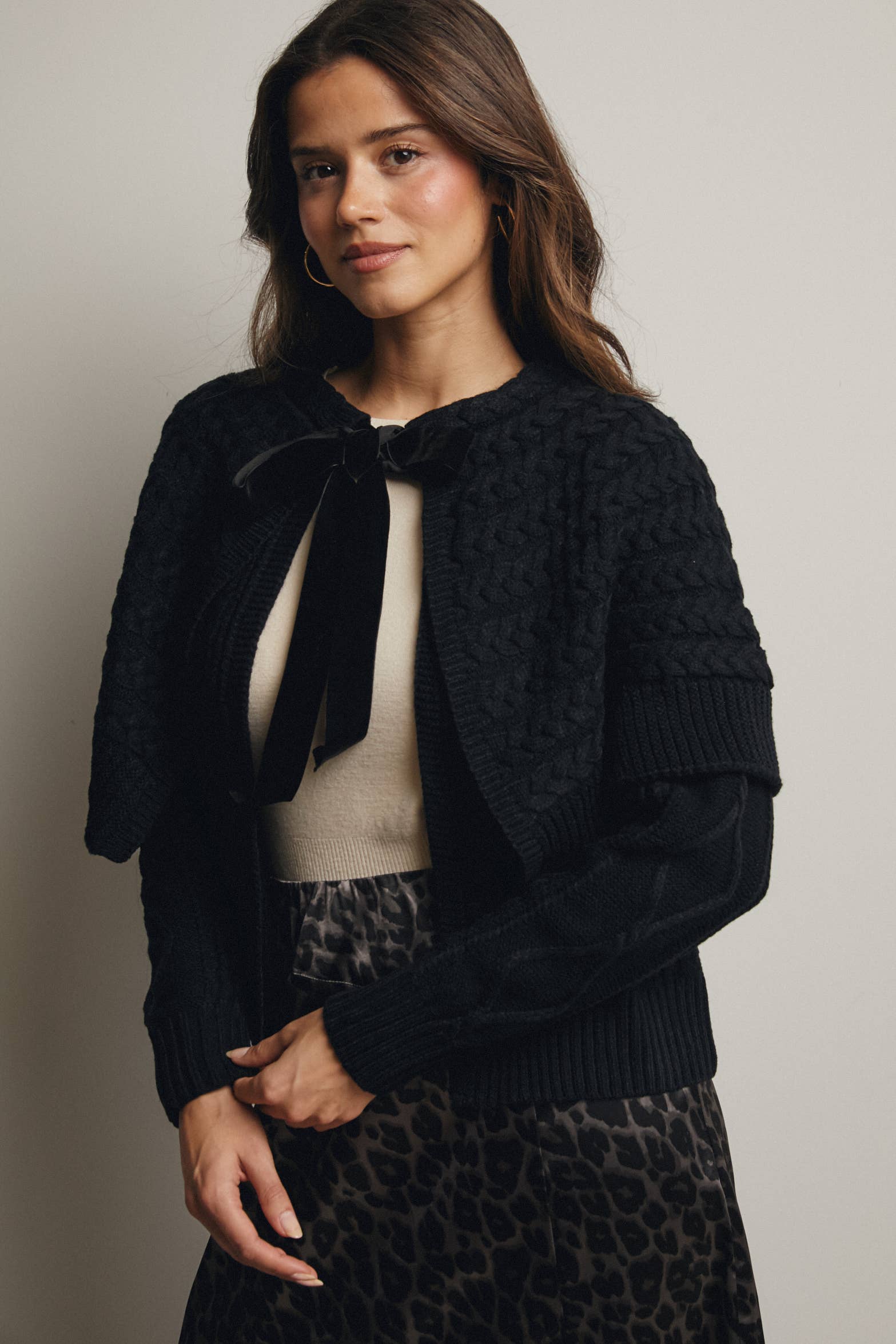 Forte – wholesale Cardigan – Women’s – Cable Knit Capelet Cardigan with Velvet Bow FSW0017 5