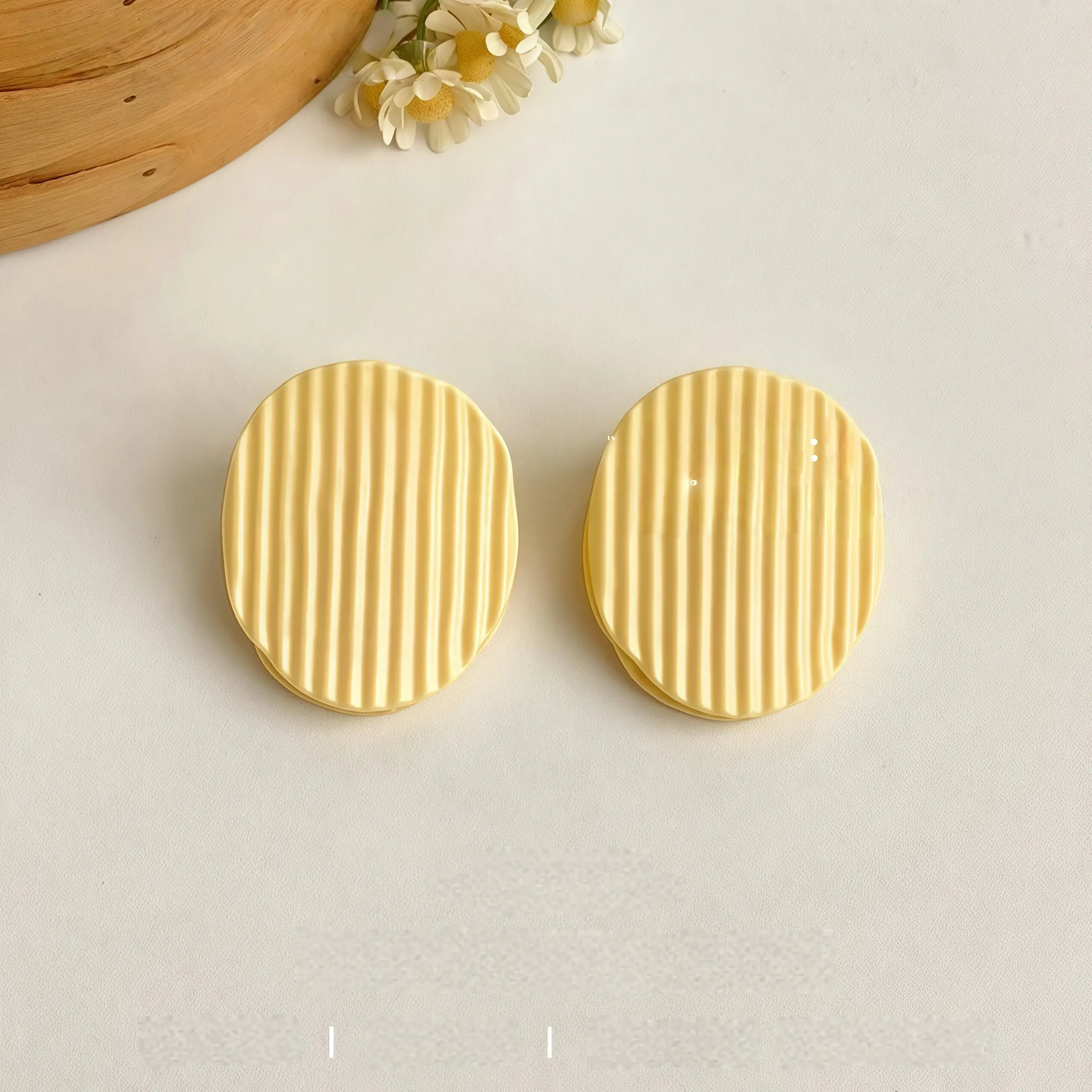 Otterware - Wholesale Kitchen Tool/Gadget - Novelty Chip Bag Sealing Clips (Single Unit, 2 Styles)2