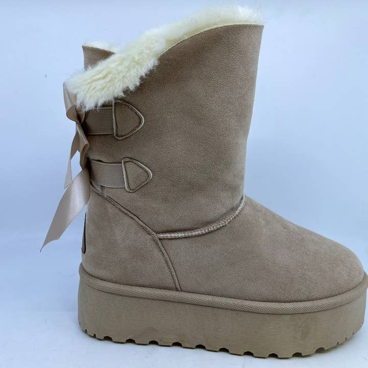 MOON-50 Women's Winter Boot for wholesale by Pazzle