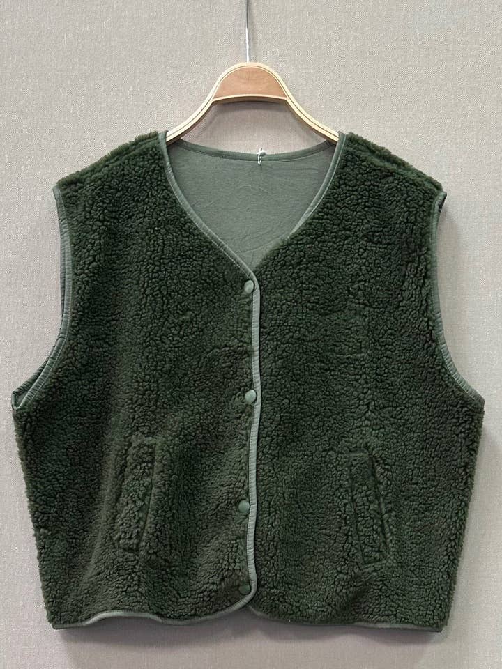 SWEET MAGIC MODA Y COMPLEMENTOS - Wholesale Outerwear Vest - Kids - SHEEPSKIN VEST 7