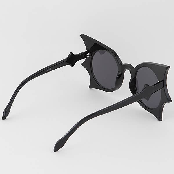 MIX Bolted Bat Wing Sunglasses for wholesale on Faire5