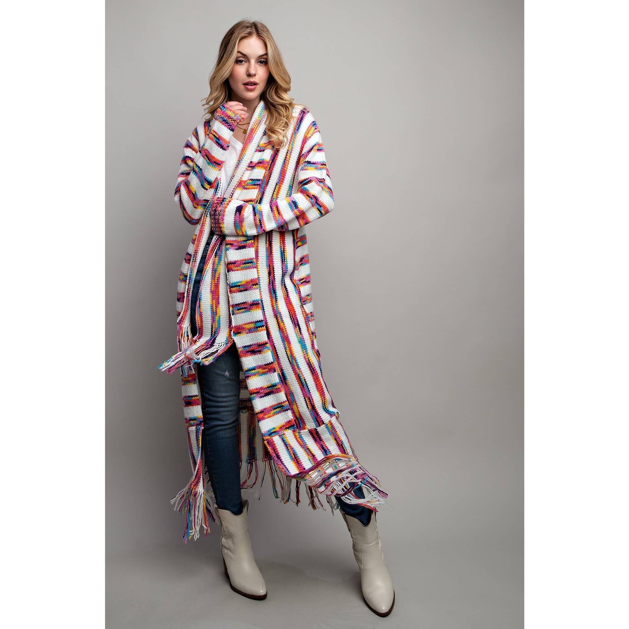 Regenboog MAX VEST MET REGENBOOGSTREPEN EN FRANJES voor groothandel op Faire2