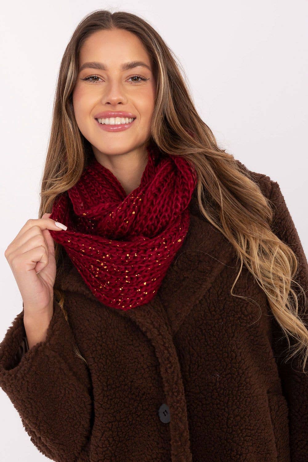 red Tube scarf Model 220381 AT for wholesale on Faire2