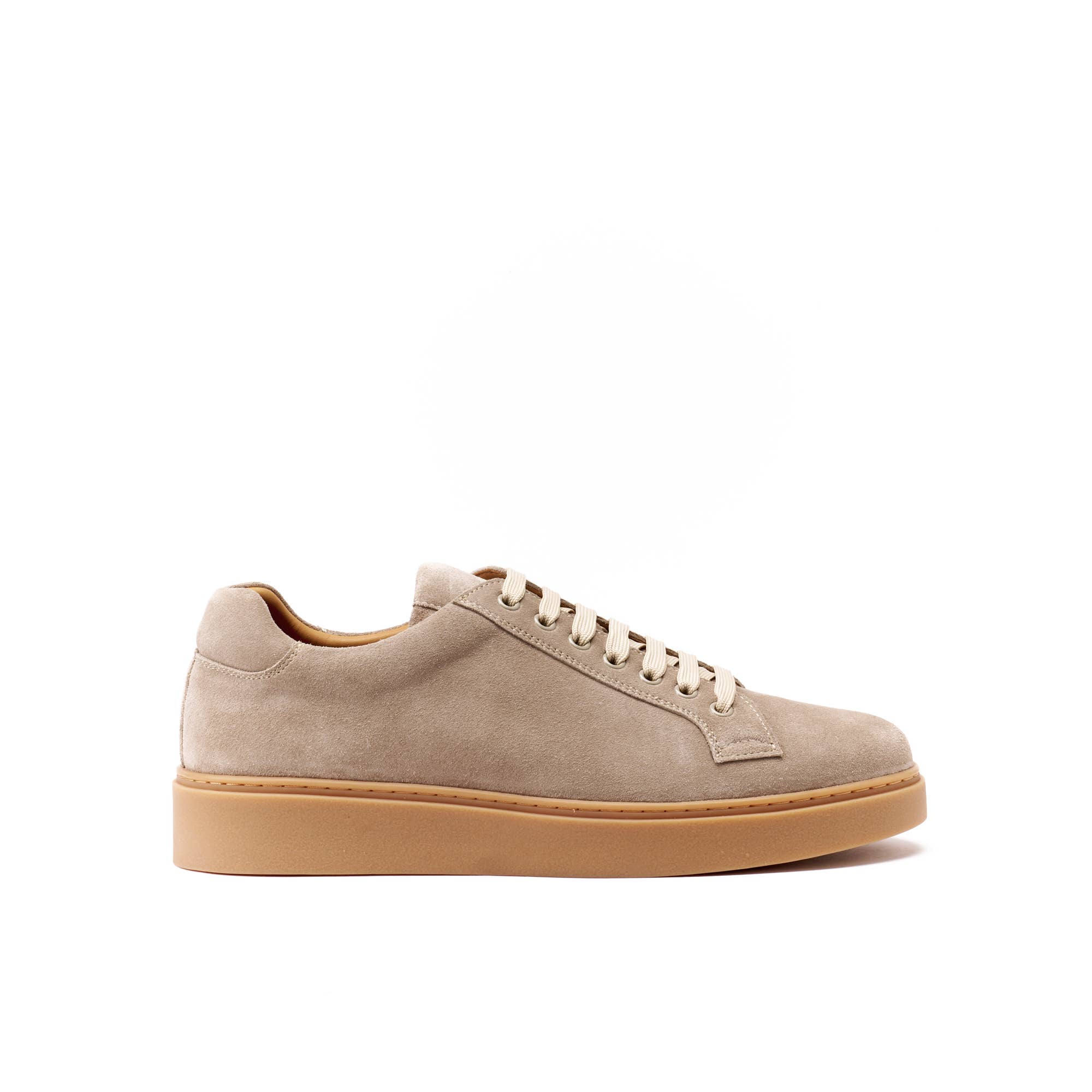 British Passport - Wholesale Lifestyle Sneakers - Men's - Beige-colored sneaker. Art. BP72440