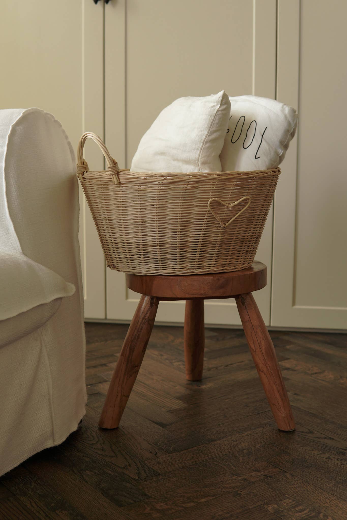 Sisi, house of style BV – Großhandel Korb – Sisi Rattankorb mit Herz1