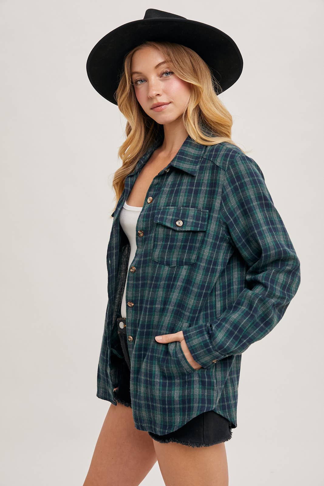 Bluivy - Wholesale Shirt - Women's - BUTTON DOWN PLAID SHIRT WITH POCKETS - 4TH OF JULY25