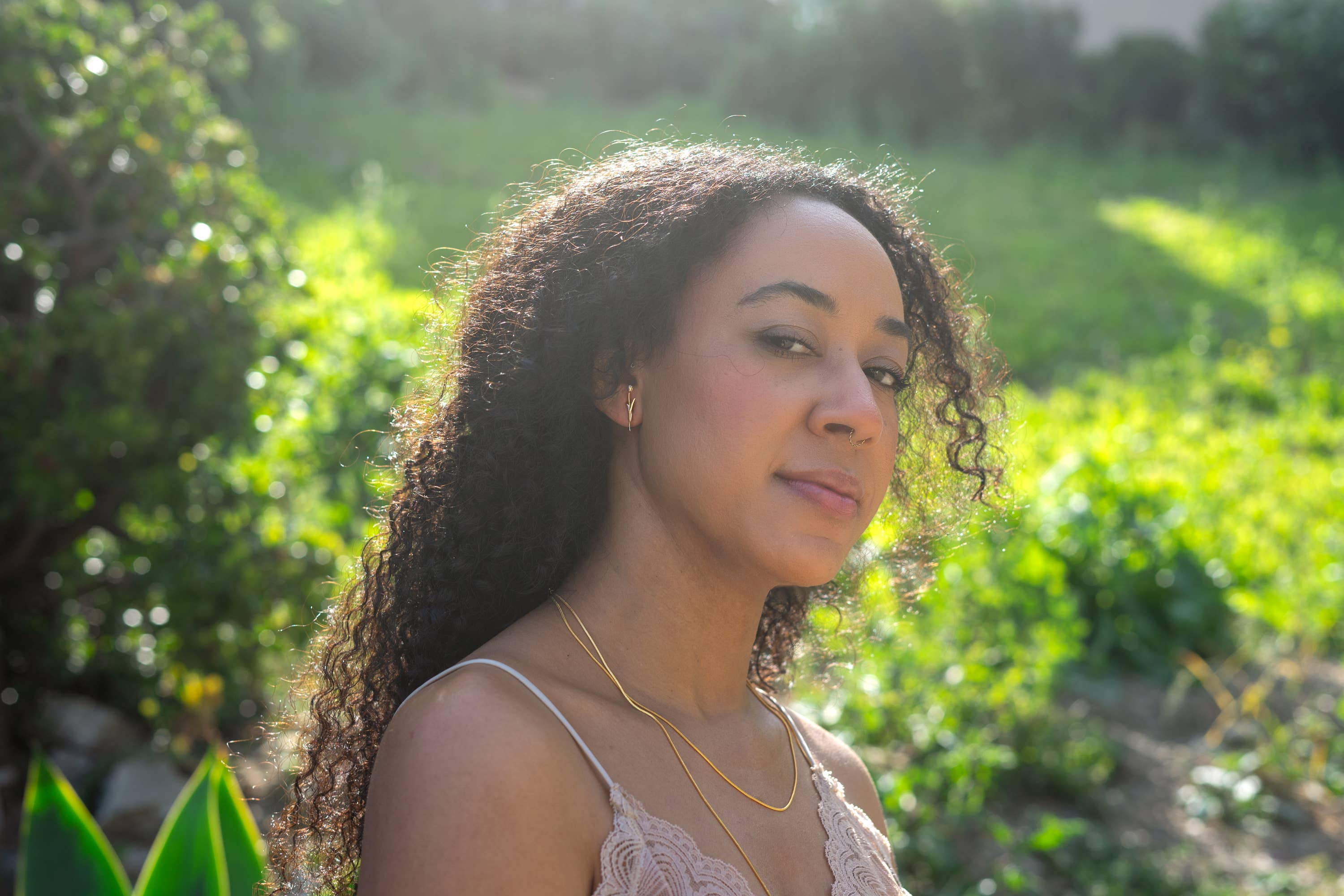 Peter and June – wholesale Stud/post earrings – Holland Tulip Studs - 18K Gold Plated or Silver Rhodium3