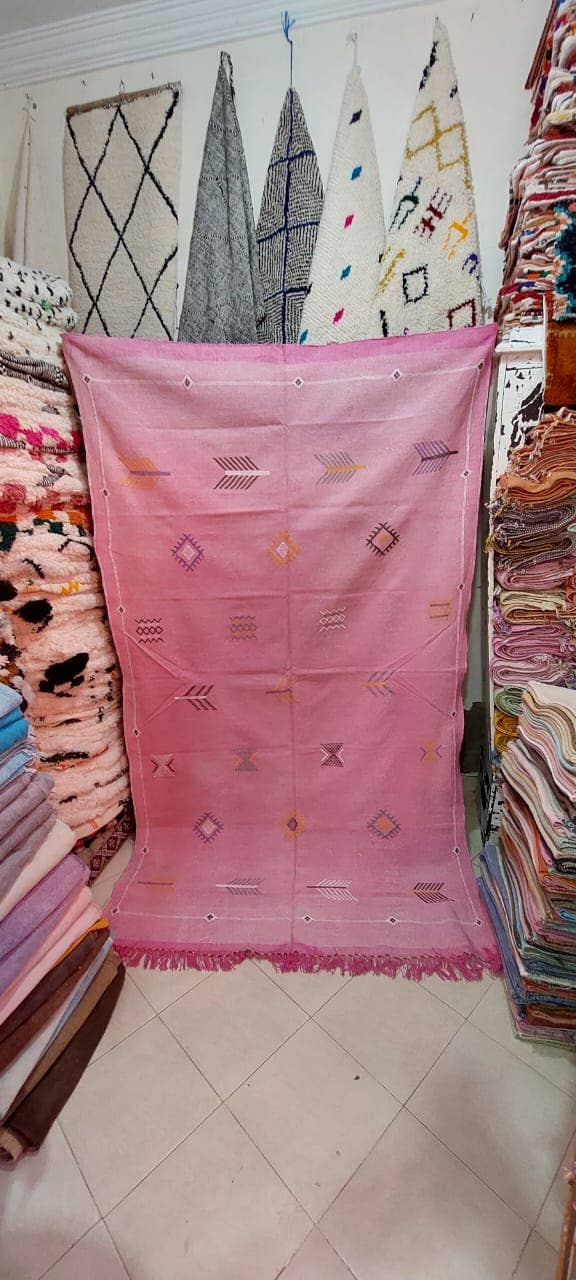 Maroccarpets Poufs and pillows wholesale +31648976894 – wholesale Area rug – New HANDMADE MOROCCAN Cactus Silk Rug23