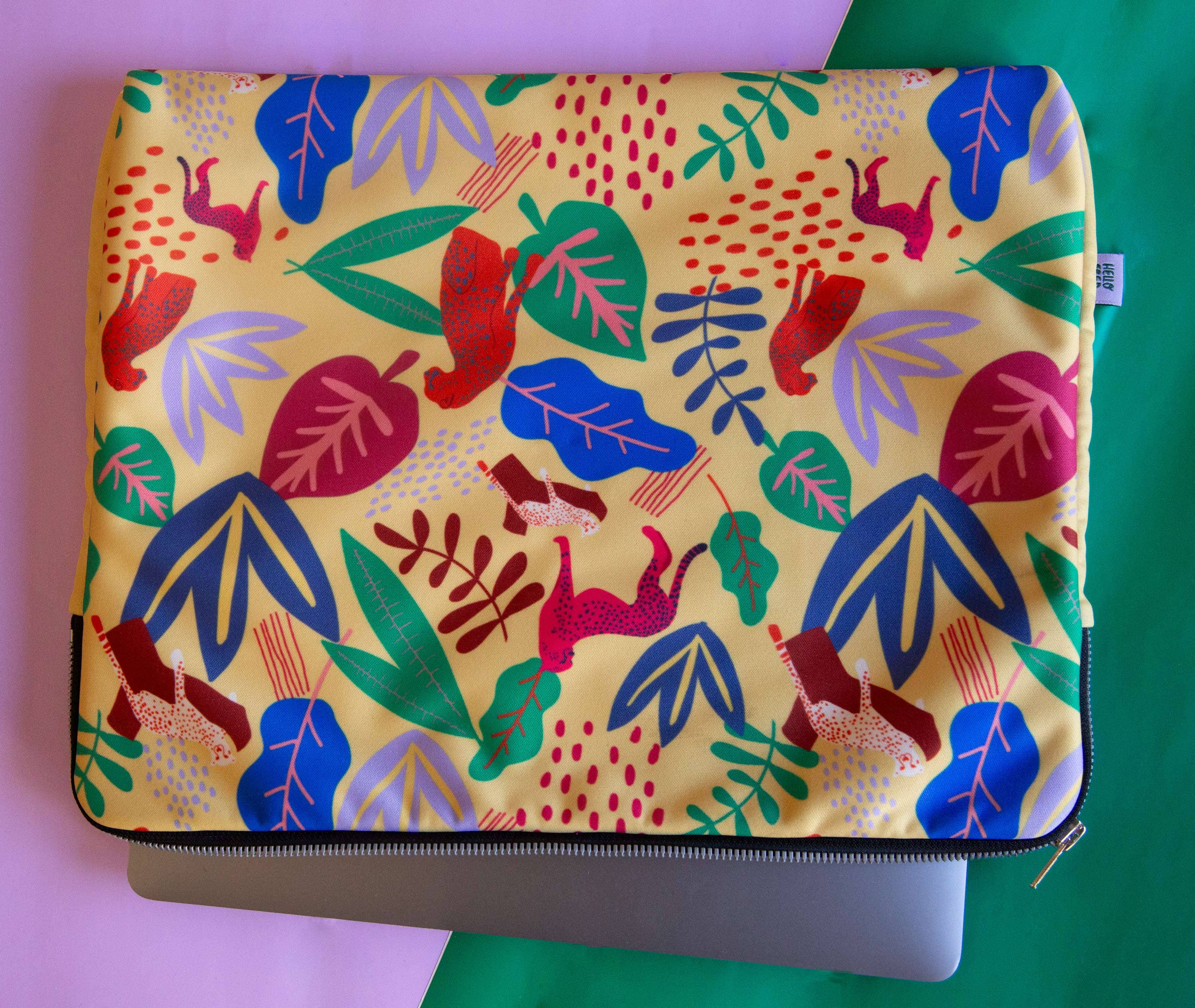 Hello Fred - Wholesale Laptop/Tablet Case - Women's - Case for PC or tablet12