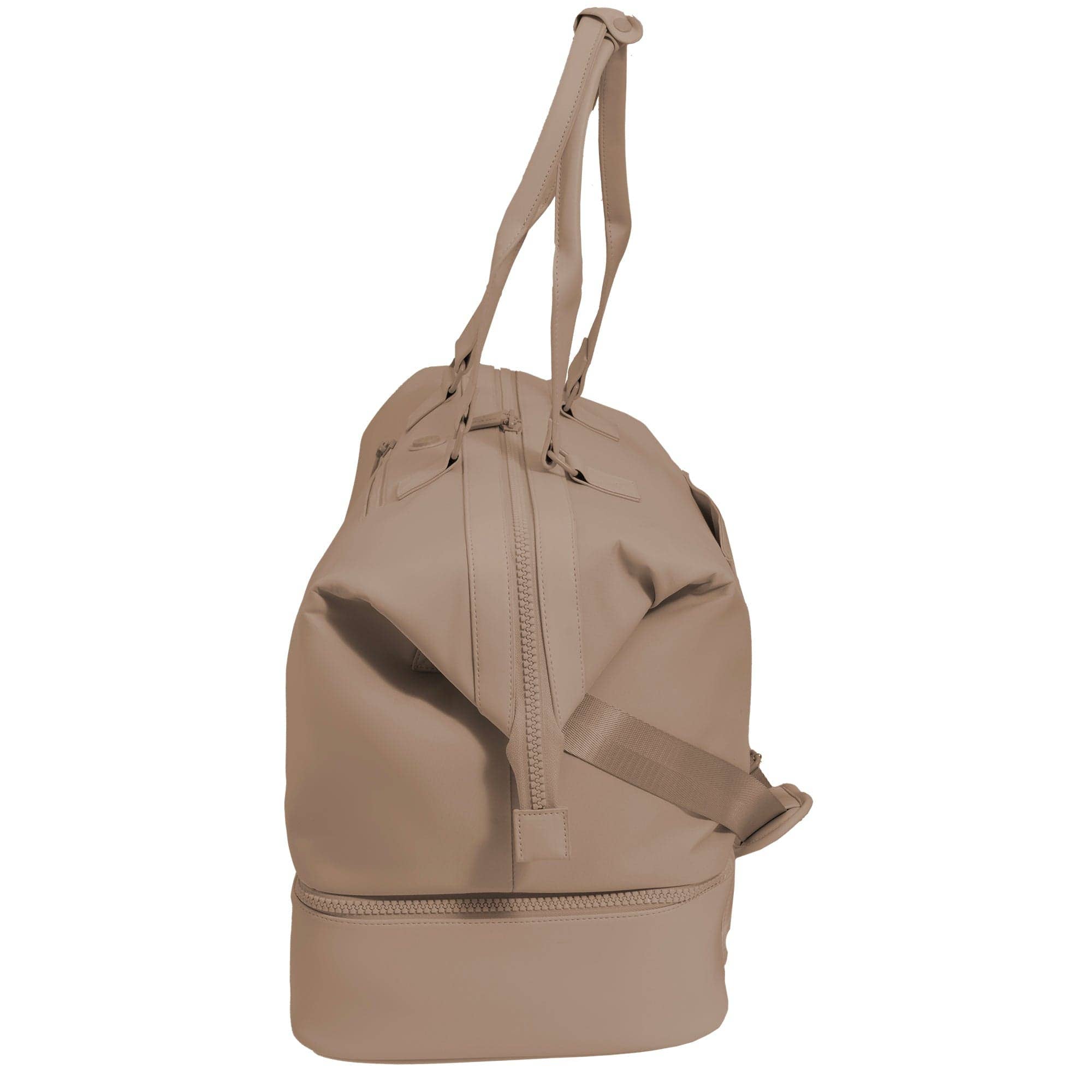 Magid - Wholesale Weekender Bag - Women's - Max Studio Sport Nylon & Faux Leather Drop Bottom Duffel Bag98