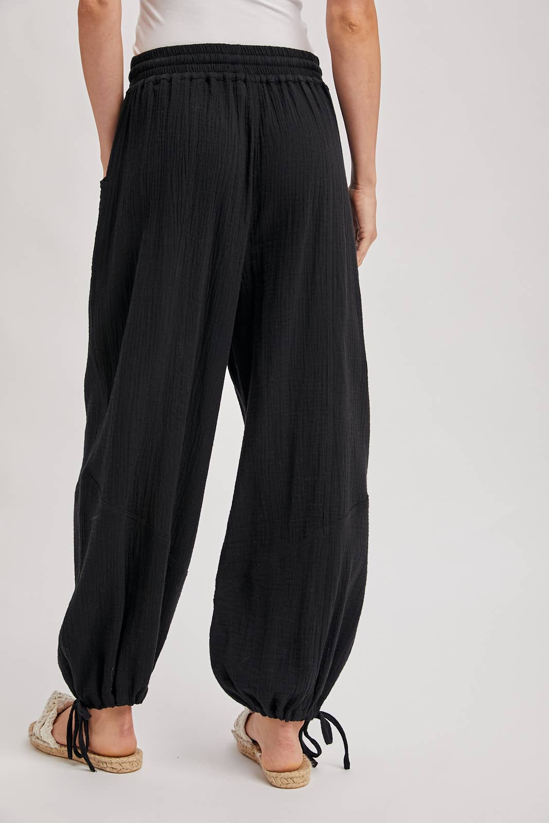 Bluivy - Wholesale Pants - Women's - JOGGER HAREM DRAWSTRING PANTS4