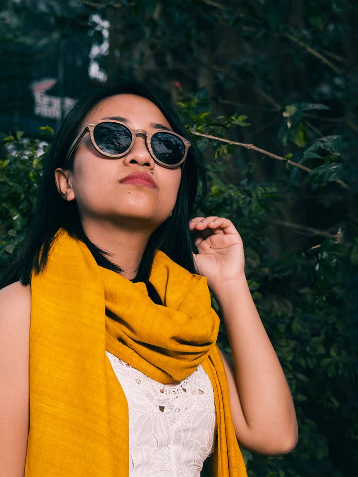 Dzukou tidløs silke - håndvævet eri silketørklæde - vegansk silke for engroshandel hos Dzukou B.V.