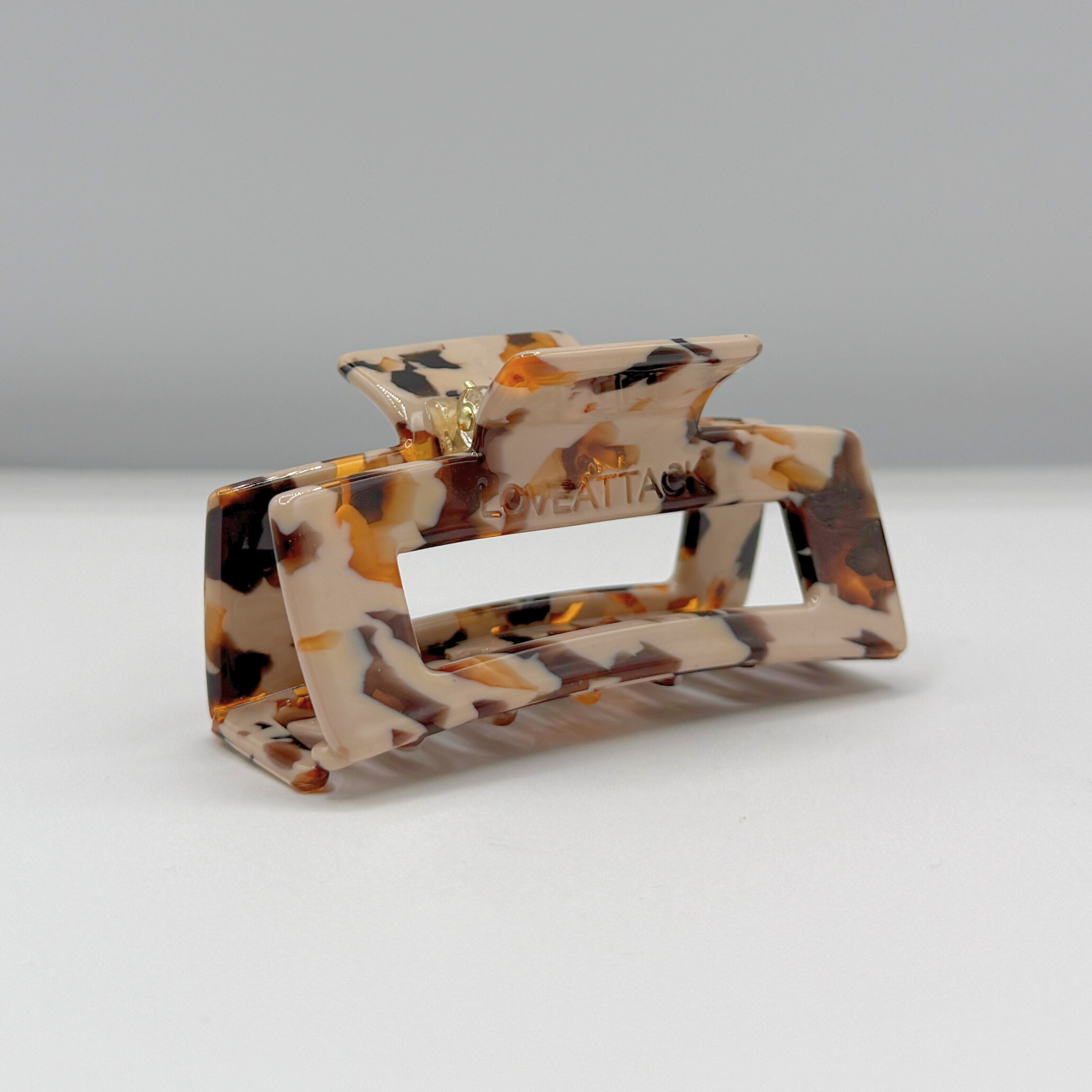 Love Attack - Wholesale Hair Clip - Women's - Sara Cellulose Acetate Hair Claw Clips56