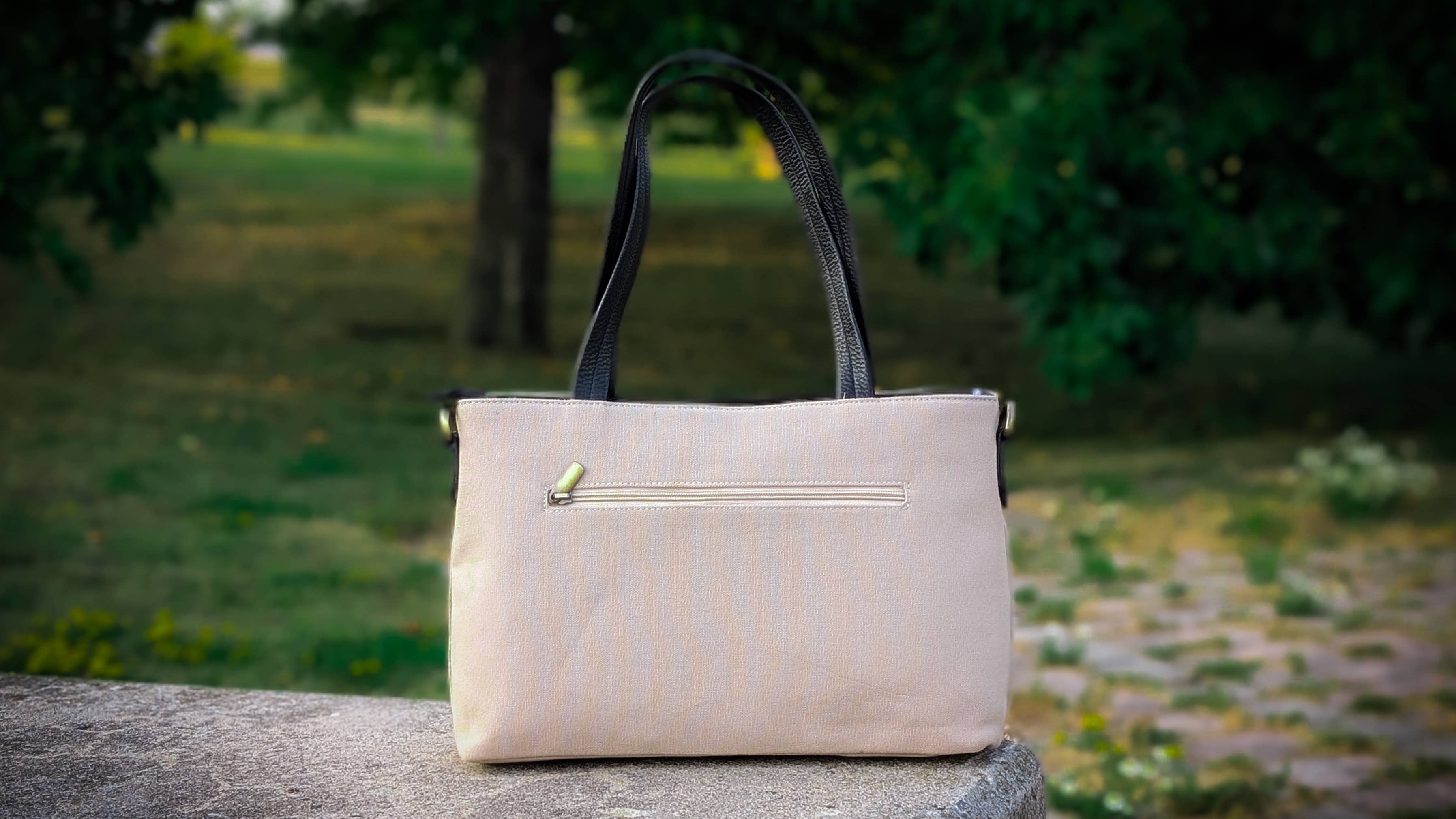 Alta Quero - Vente Tote bag – femme - Sac cabas, cuir beige et noir, quotidien6