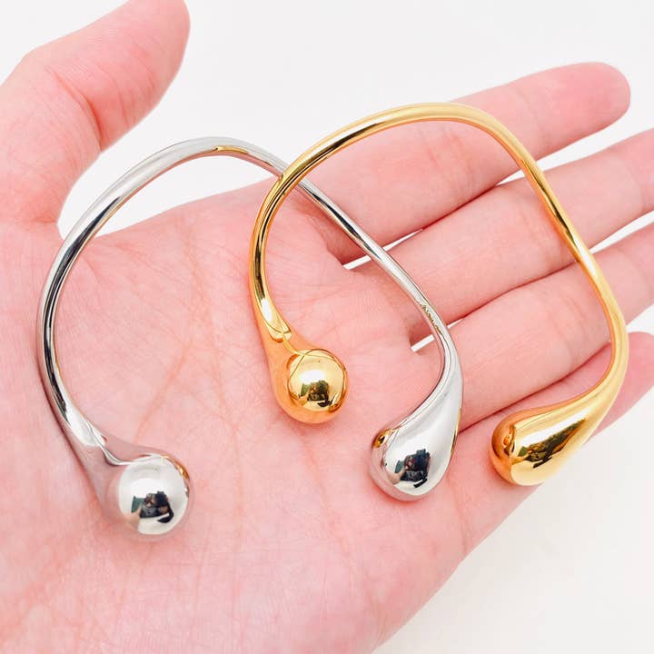 Mio Queena - Wholesale Cuff Bracelet - Double Drops 18K Gold Plated Stainless Steel Bangle - FGS