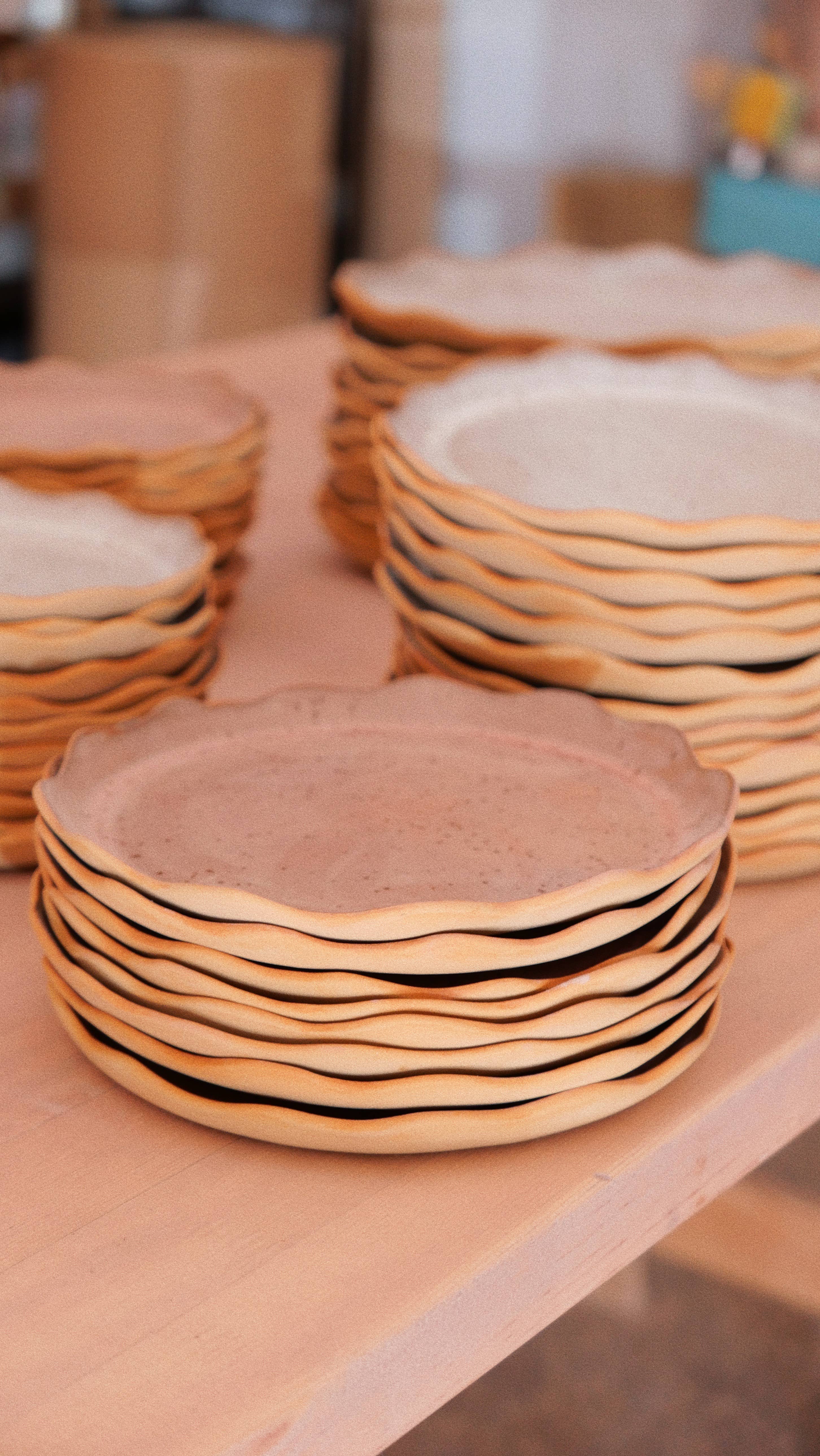 Ohyoko ceramics - Vente Plats - Assiettes en céramique artisanale avec bords ondulés22