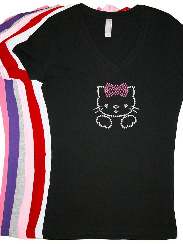 Dog in the Closet - Wholesale T-Shirt - Women's - Hello Kitty - Women's T-shirt7