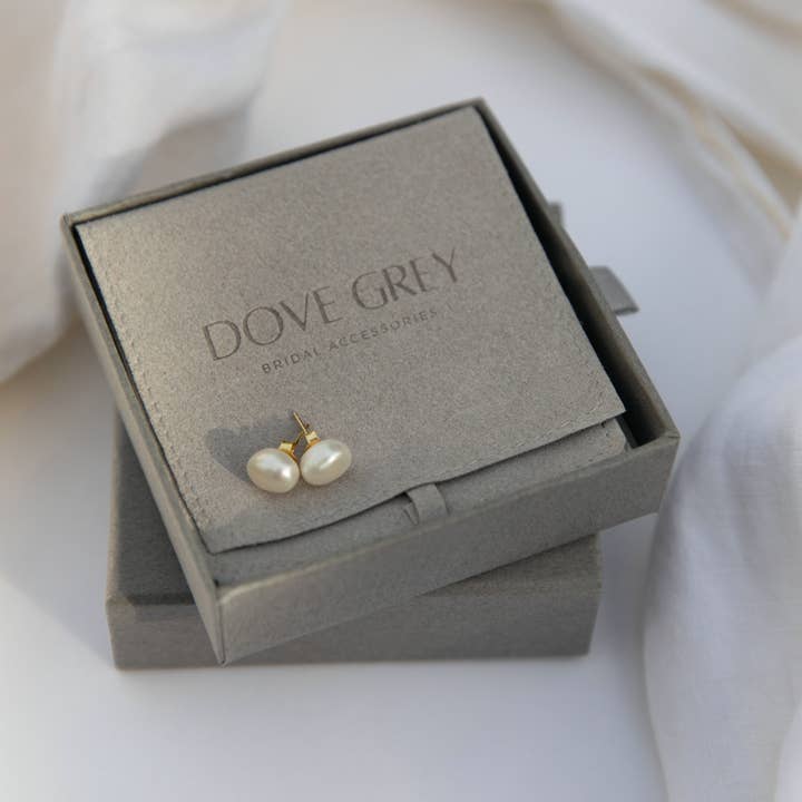 Dove Grey Accessories - Wholesale Stud/post earrings - ANAIS PEARL STUDS