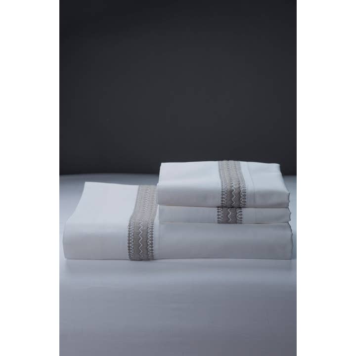 Caro Home - Wholesale Flat Sheet - MicroCotton Madeira Sateen Flat Sheet6