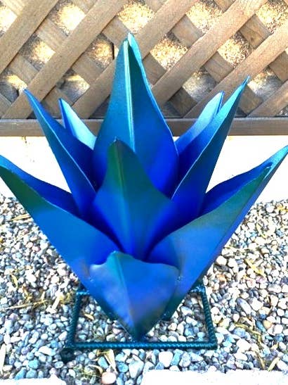 Metal Agave Plant - Medium for wholesale by US Metal Plants