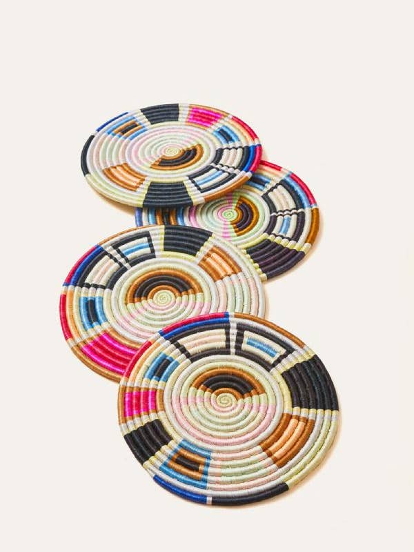 Set de 4 sets de table Geo Form pour la vente par Indego Africa