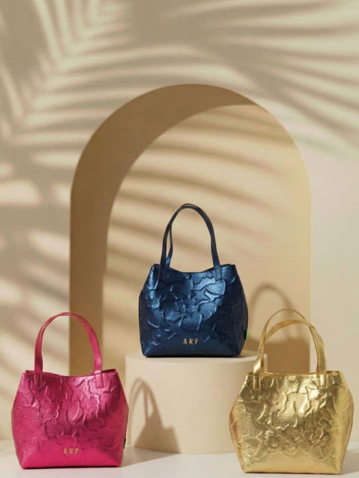 Shopper iconos relieve Agatha Ruiz de la Prada para venta al por mayor de Agatha Ruiz De La Prada - Bolsos