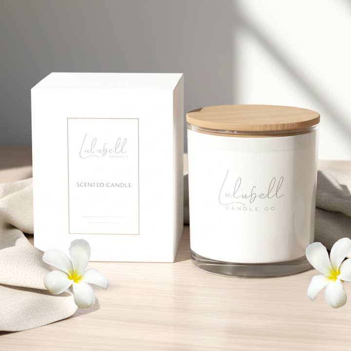 Hvid Frangipani Lys | Bare Kollektion for engroshandel hos Lulubell Candle Co.