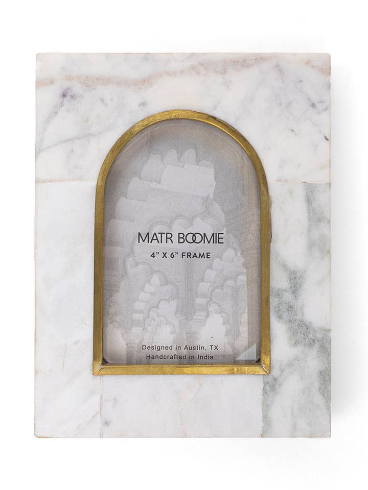 Sammita Arch 4x6 White Marble Picture Frame -Brass Inlay for wholesale by Matr Boomie Fair Trade
