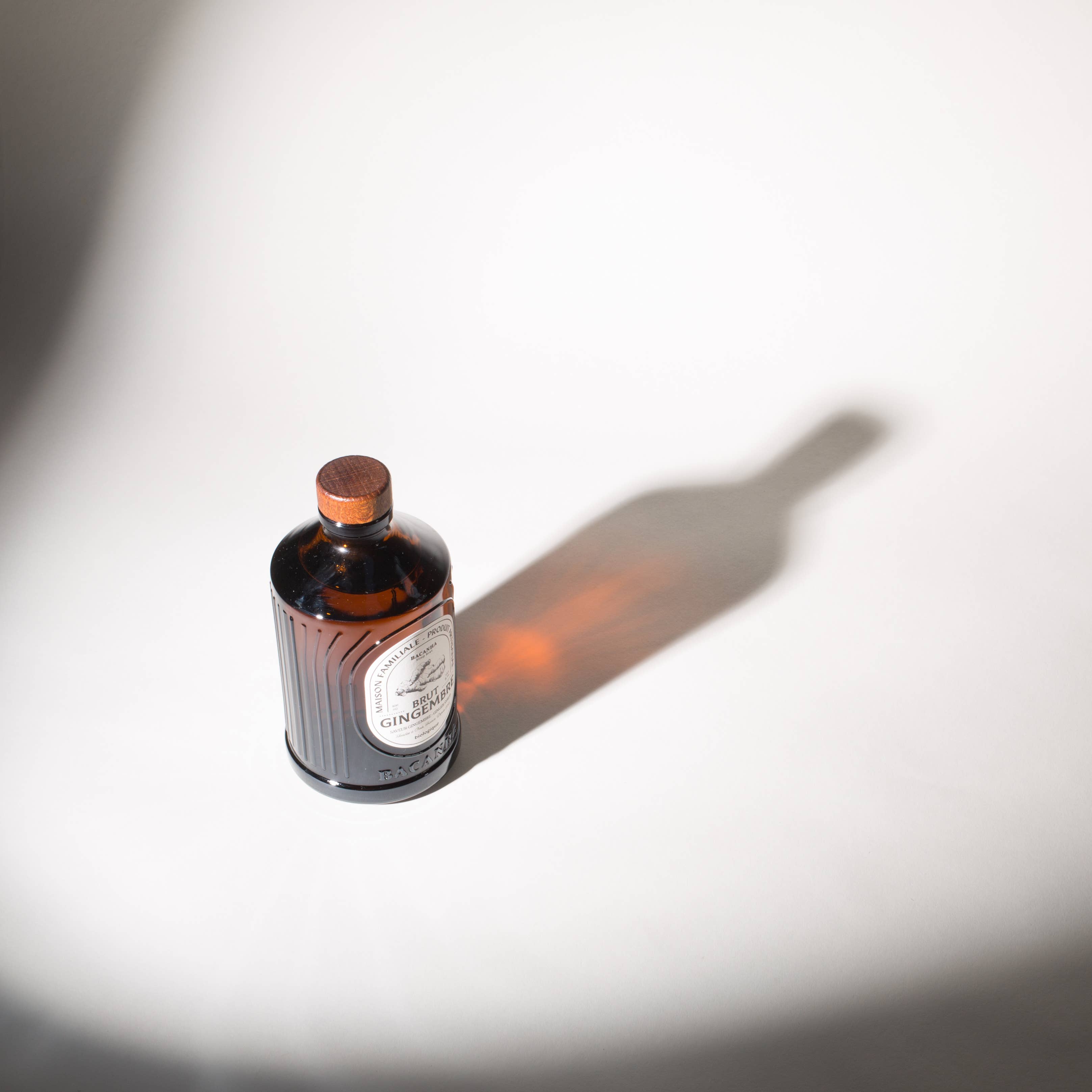 Bacanha - Wholesale Cocktail Mix/Syrup - Raw Ginger Syrup - Organic - 400ml - 13,5 fl. oz.5