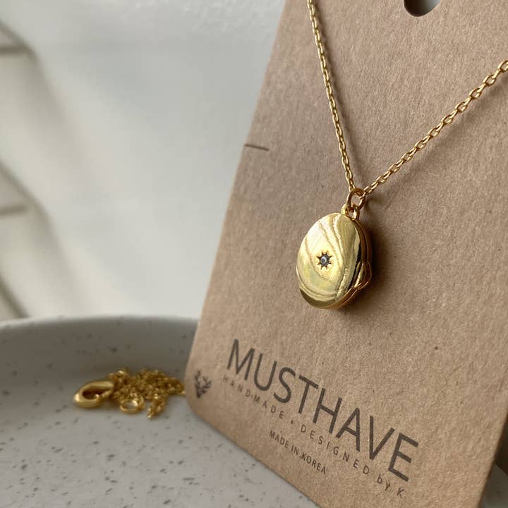 Locket Necklace for wholesale by musthavemustget
